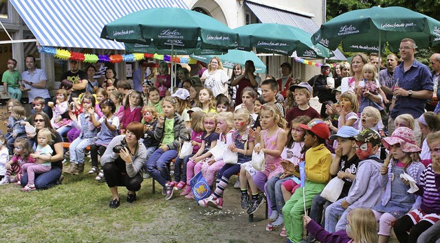 Besucherandrang im Kindergarten: Ein b...n des Jubilumsfestes. Foto: Ines Bode  | Foto: Ines Bode