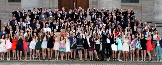 Alle 109 Schlerinnen und Schler habe... Kolleg in St. Blasien verabschiedet.   | Foto: Cornelia Liebwein