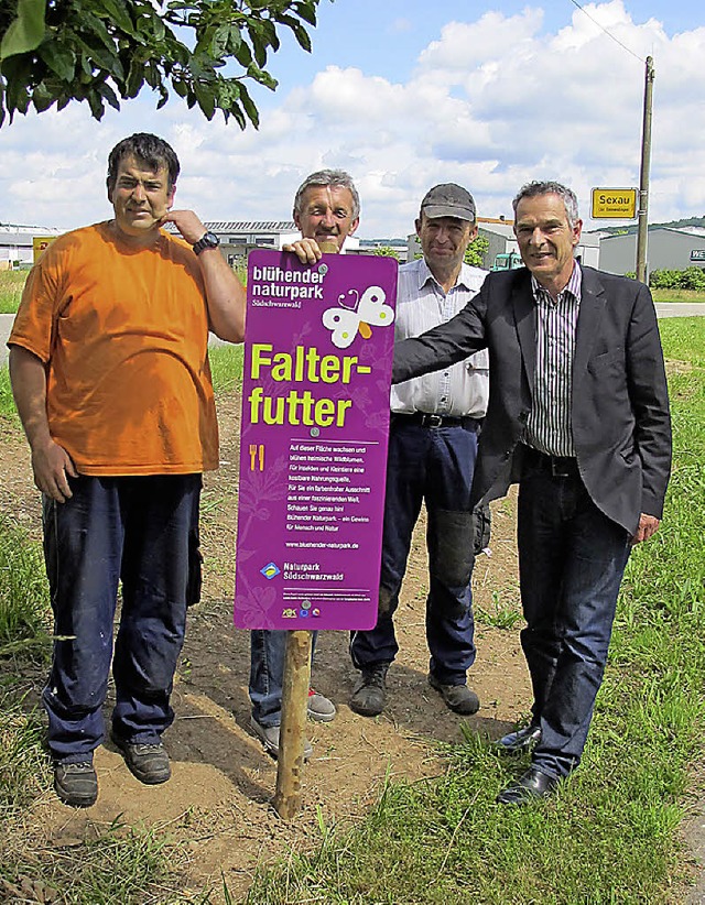 Brgermeister Michael Goby bedankte si...mann, Karl Gebhardt und Thorsten Boos.  | Foto: Gemeinde