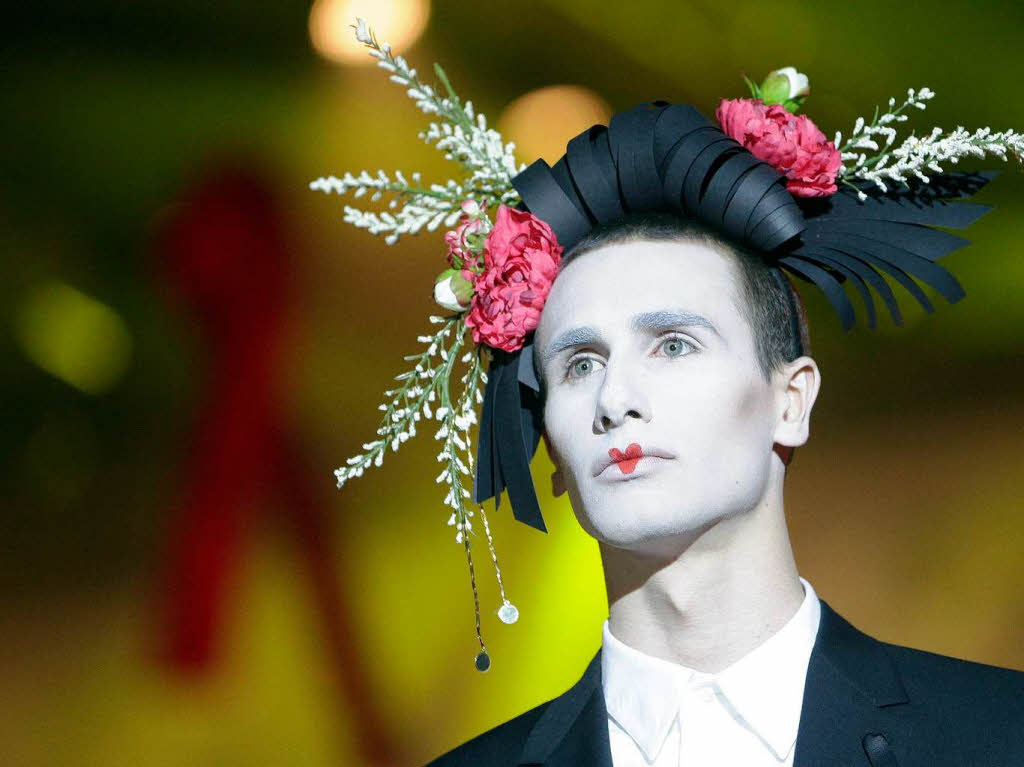 Promis werben beim Life Ball in Wien um Spenden fr den Kampf gegen HIV und Aids – und amsieren sich nebenbei ganz wunderbar.