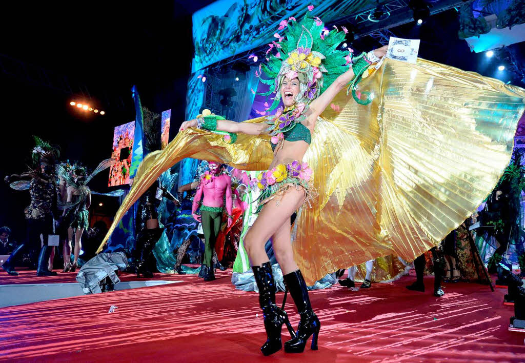 Promis werben beim Life Ball in Wien um Spenden fr den Kampf gegen HIV und Aids – und amsieren sich nebenbei ganz wunderbar.
