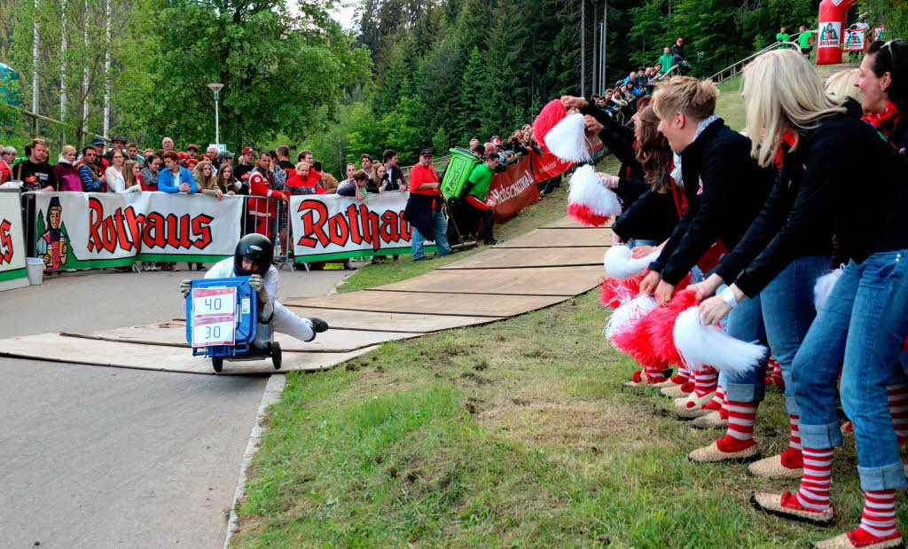 Rasant in die Bunny-Kurve: Andreas Schramm vom Rinkleib Racing Team aus Mengen.