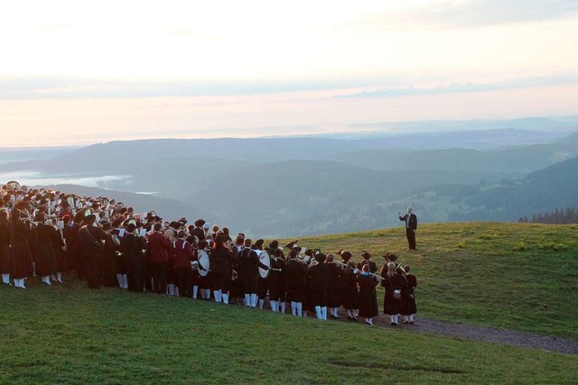 Hommage an die Heimat:  400 Blasmusike...ald bei Sonnenaufgang auf dem Feldberg 