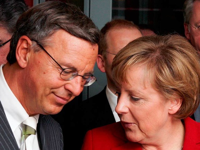 Wolfgang Bosbach und Angela Merkel  | Foto: dpa