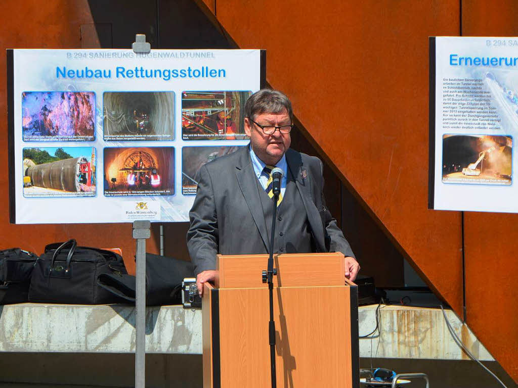 Der Waldkircher Oberbürgermeister Richard Leibinger bei der Eröffnung. Der Waldkircher Oberbürgermeister Richard Leibinger bei der Eröffnung.