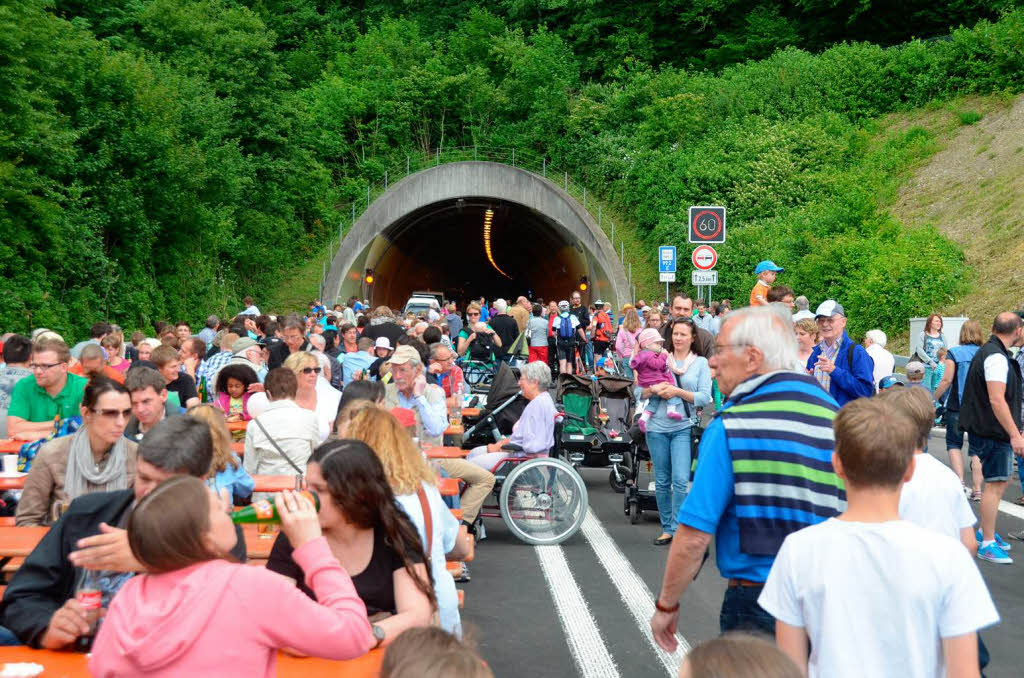 Beim Tag des offenen Tunnels an Christi Himmelfahrt. Beim Tag des offenen Tunnels an Christi Himmelfahrt.