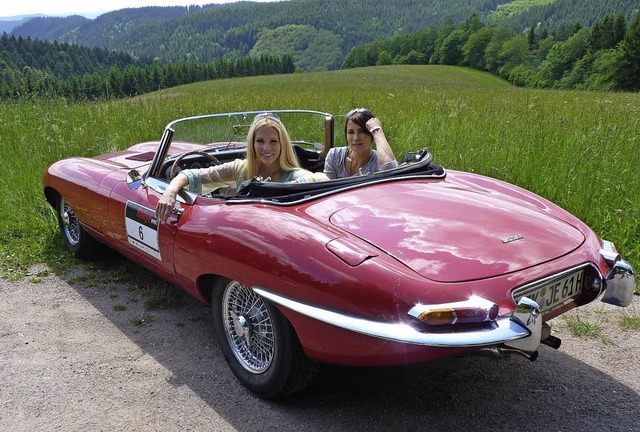 Auf Tour durch den Schwarzwald: Sonya ...(links), hier zusammen mit Anja Kling   | Foto: weizenecker