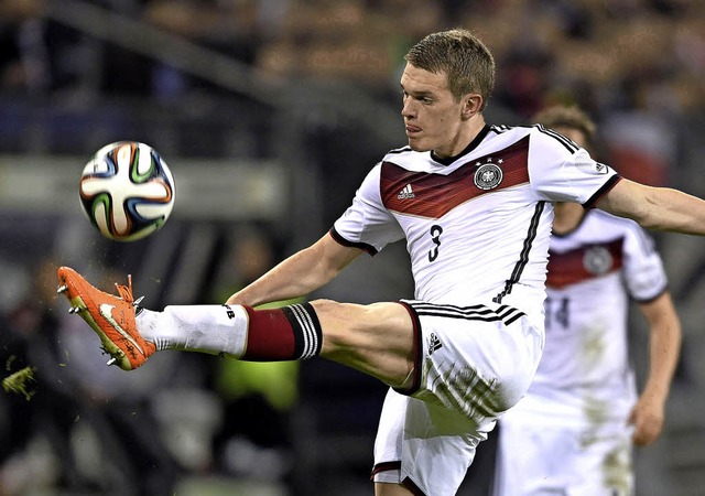 Ein Freiburger SC-Spieler tritt bei der WM in Brasilien an. Wer ist es?  | Foto: AFP
