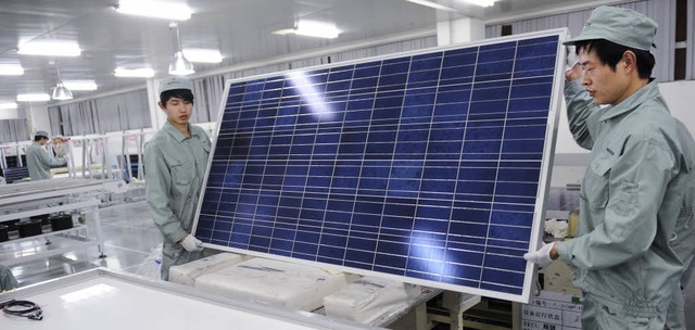 Fr Importe von chinesischen Solarmodu... seit vergangenem Jahr Mindestpreise.   | Foto: AFP