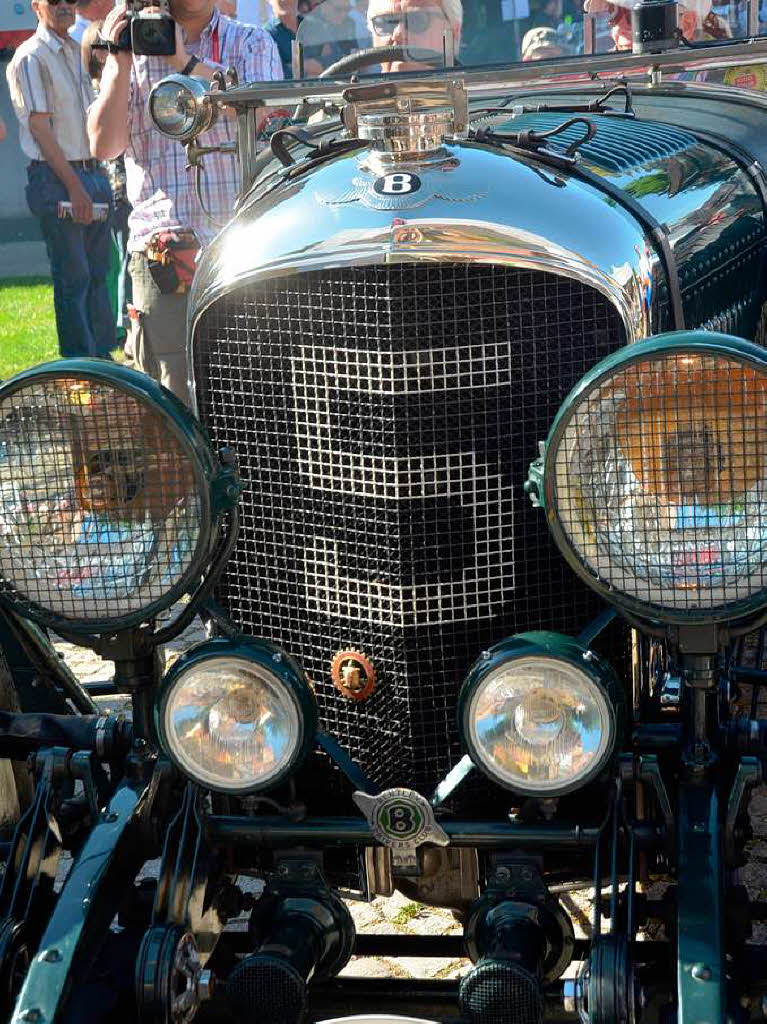 Das Gesicht eines Bentleys aus den 30er Jahren