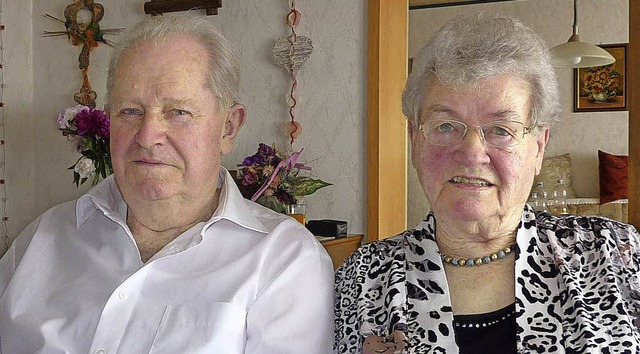 Otto und Waltraud Grafmller aus Kndringen sind seit 60 Jahren verheiratet.  | Foto: Karlernst Lauffer