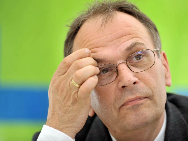 Sachsen-Anhalts frherer Regierungschef Reinhard Hppner ist tot.  | Foto: dpa