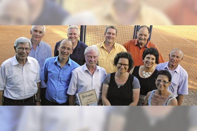 Tennis in Haagen zum Breitensport gemacht