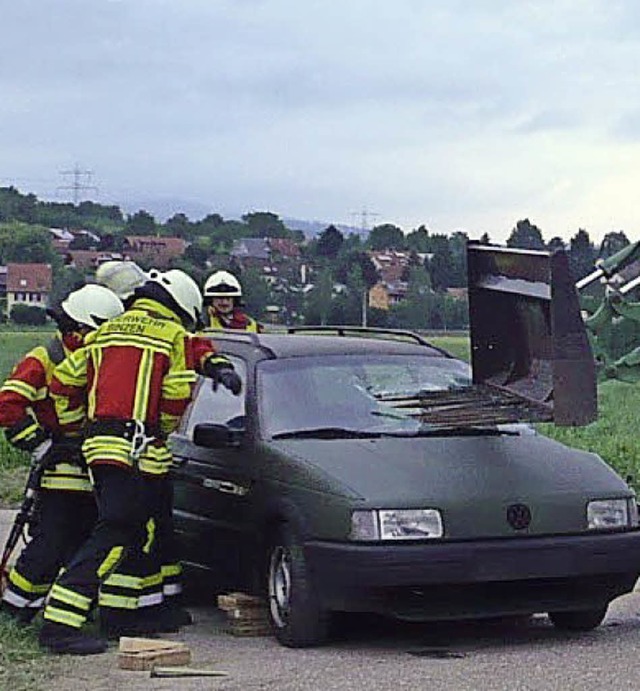 Erfolgreich absolvierten  Binzener Feuerwehrleute die jngste Alarmbung.   | Foto: Privat