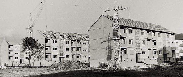 An der Schillerstrae wurden 1964 glei... gleichen Zeit &#8222;montiert&#8220;.  | Foto: Armin Mller