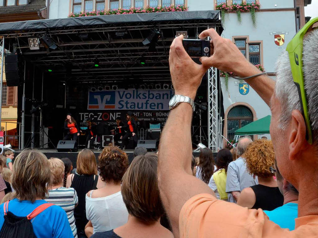 Streetdancer und ein Beatboxer stellten sich bei Wein und Musik am Samstagnachmittag in Staufen der Expertenjury.