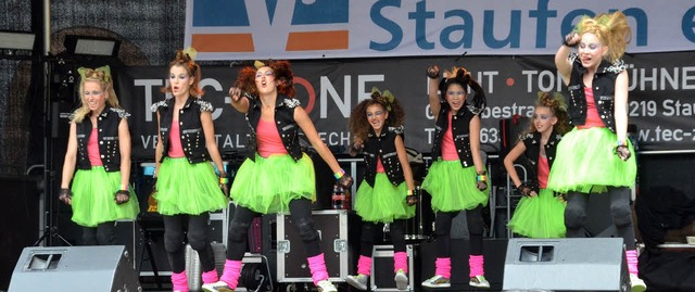Sie geben auf der Bhne alles: Die Fra...reet-Dance-Contest in Staufen holten.   | Foto: SUSANNE MLLER