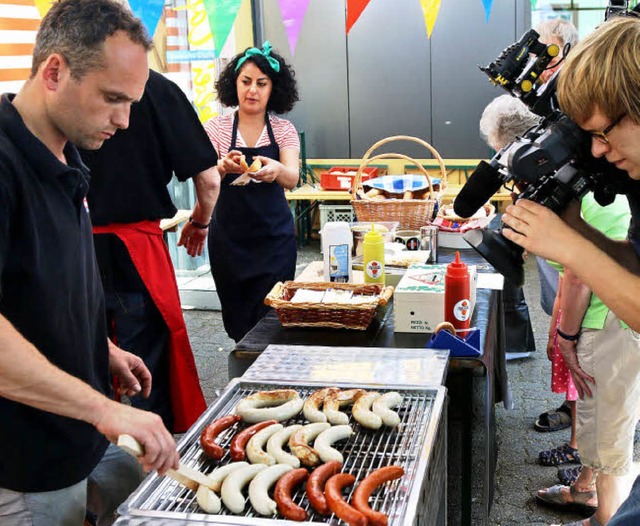 Im Fokus waren bei diesem besonderen F... Wurst den Gsten in Steinen mundete.   | Foto: Hans-Jrgen Hege