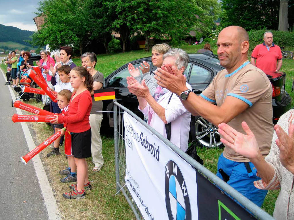 Begeistertes Publikum beim Start zum Einzelzeitfahren am Samstag in Prechtal.