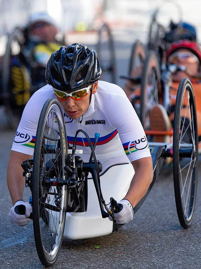 Impression vom Runden-Straenrennen mit dem Handbike am Sonntag