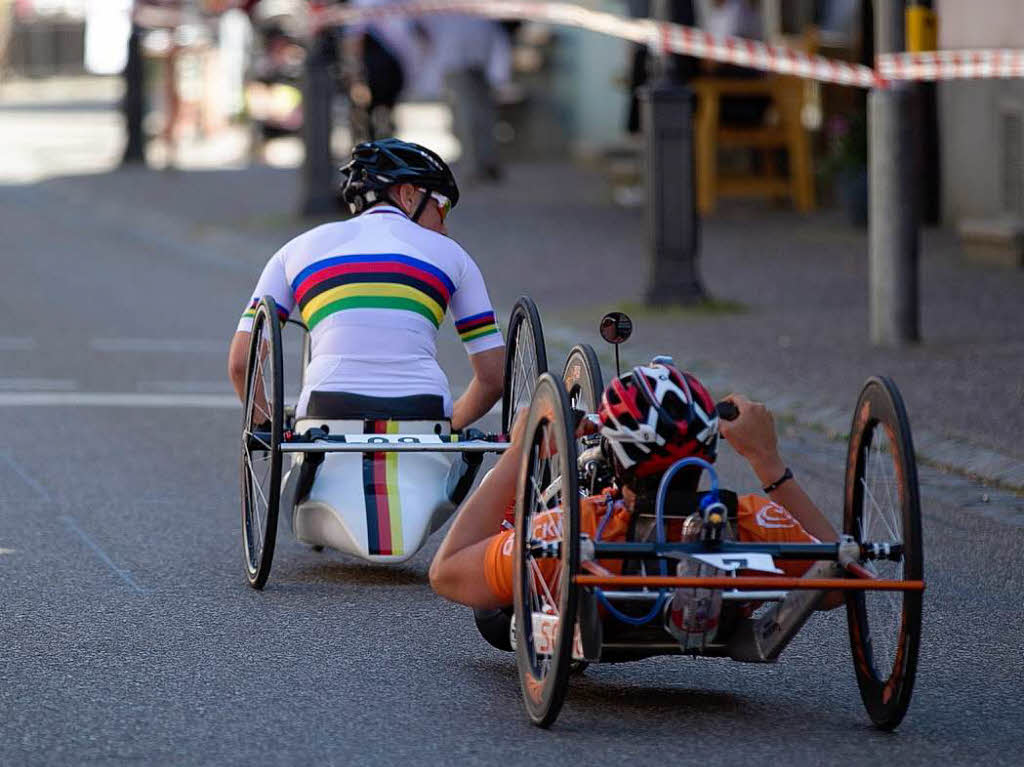 Impression vom Runden-Straenrennen mit dem Handbike am Sonntag