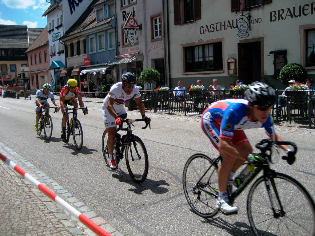 Spannende Rennen lieferten sich auch wieder die Solobiker am Sonntag