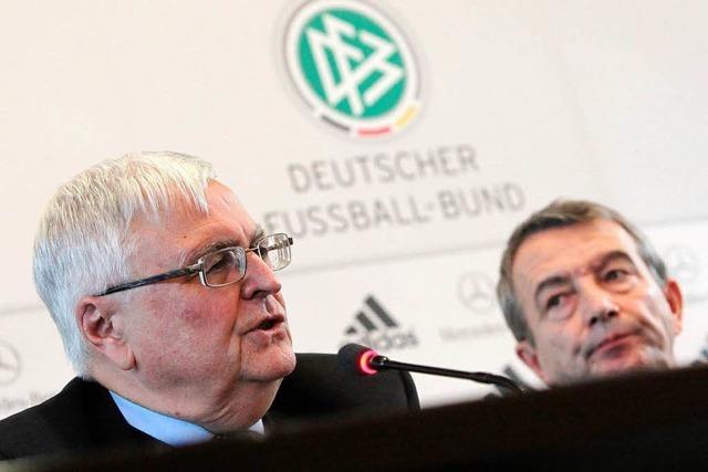 Schlammschlacht beim Deutschen Fuball-Bund