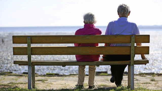 Ausreichend  Geld im Alter &#8211; fr...5 in Baden-Wrttemberg trifft dies zu.  | Foto: dpa