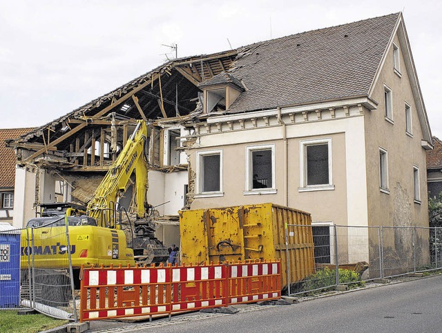 Das alte Brunlinger Krankenhaus wird abgerissen.  | Foto: Privat