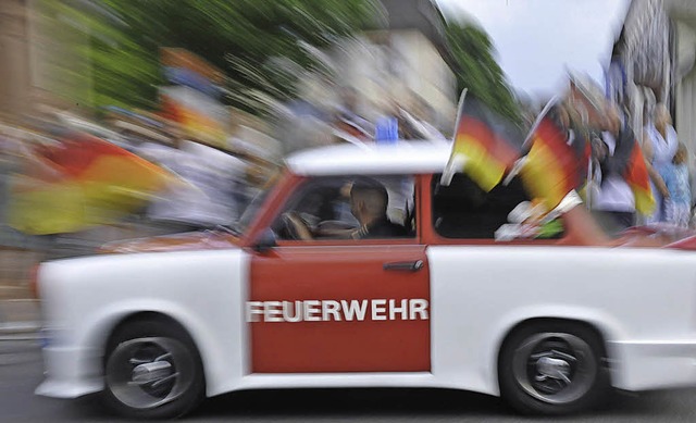 Trabi im Sondereinsatz: Beim Korso nac...kel Sonderapplaus von den Zuschauern.   | Foto: Volker Mnch