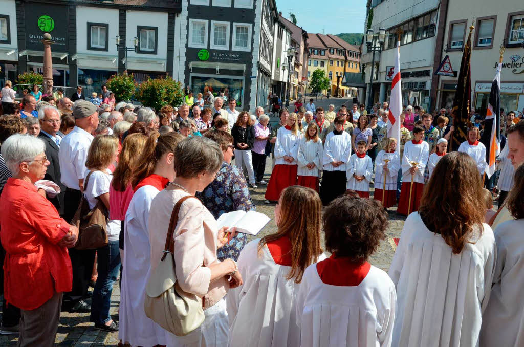 Am Kolpingaltar auf dem Marktplatz