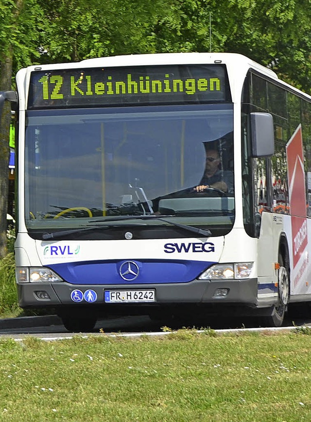 Wie genau  die Buslinie 12 in den Halt...r Ortschaftsrat Haltingen untersuchen.  | Foto: Fillisch