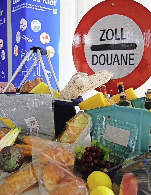 Fr Lebensmittel, die in die Schweiz e...lten vom 1. Juli an neue Freigrenzen.   | Foto: Grenzwachtregion basel