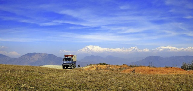 Ein Gefhl von Freiheit: Der 435er Uni...orama des Annapurna-Gebirges in Nepal   | Foto: Peter Glas