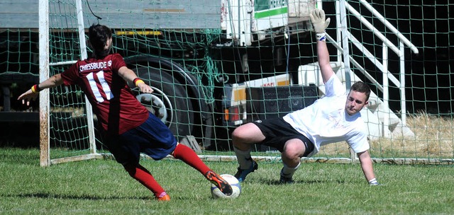 Die WM ist nicht alles &#8211; beim Vf...n auch Hobbyfuballer volle Leistung.   | Foto: wolfgang knstle