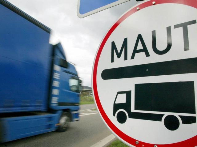 Demnchst sollen in Frankreich auch Bu...fr Lastwagen kostenpflichtig werden.   | Foto: dpa