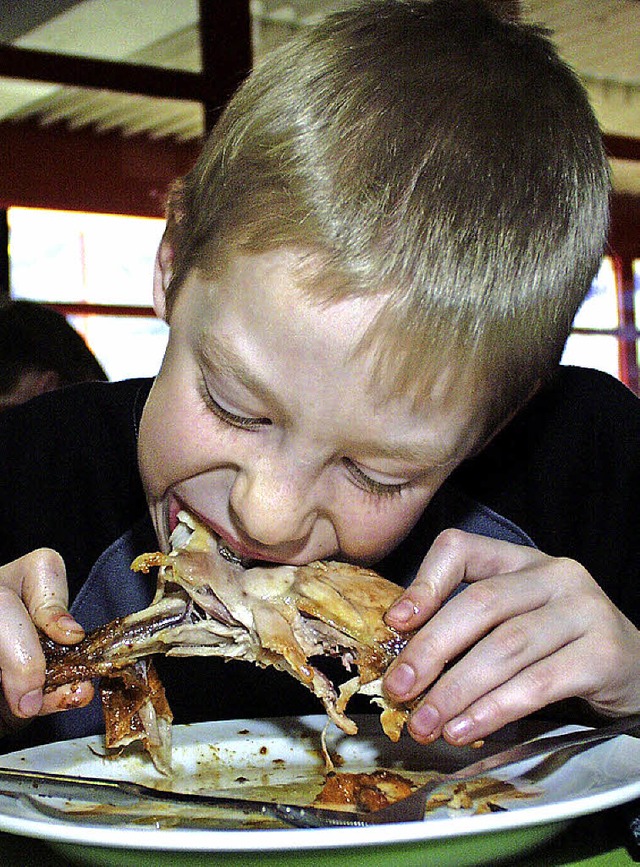 Ihr Mittagessen nehmen die Schler der...bald im Schulungsraum im DRK-Heim ein.  | Foto: schneider