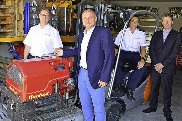 Förderverein spendet der Feuerwehr 15 000 Euro