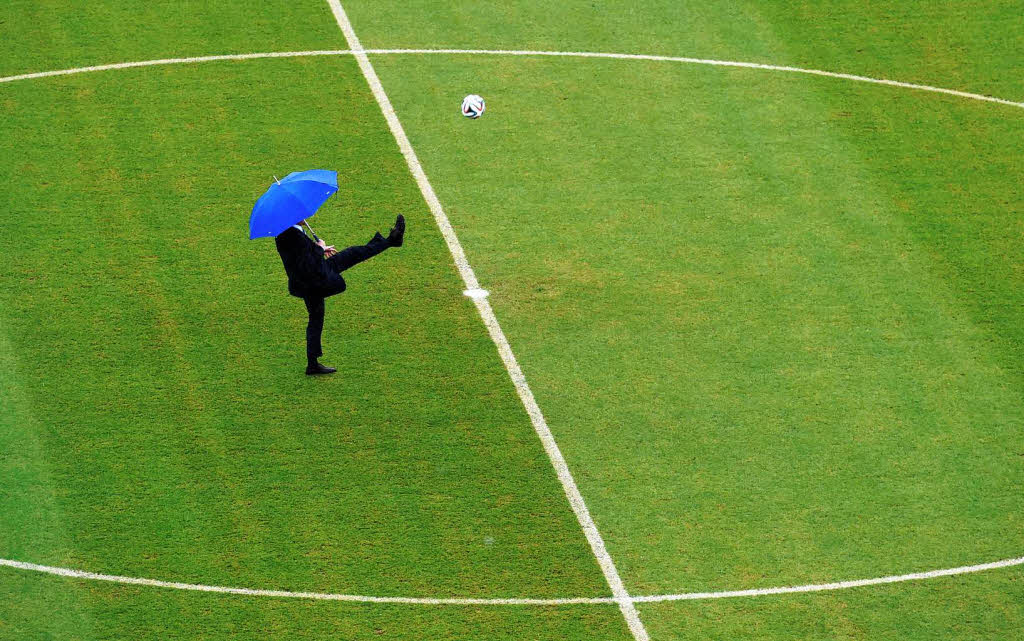 Deutschland und die USA trennen sich 1:0. Deutschland und die USA trennen sich 1:0.