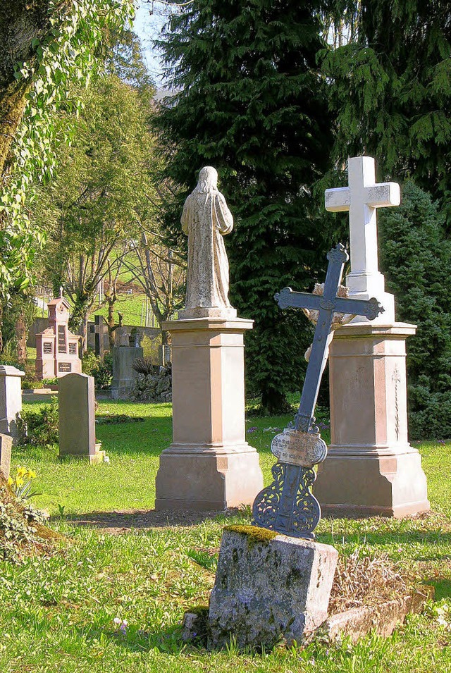 Der alte Friedhof in Waldshut ist ein ...eil es immer Neues zu entdecken gibt.   | Foto: Huber / Herbst