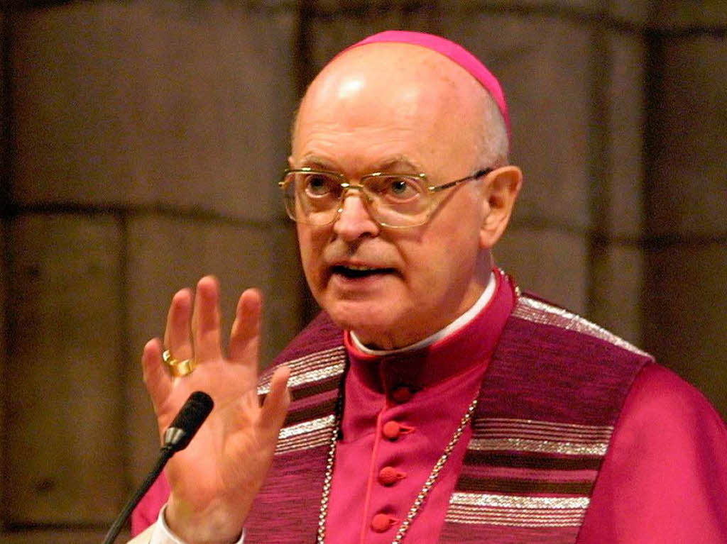 Oskar Saier (1978 bis 2002), 1932 geboren in Wagensteig/2008 gestorben. Er  wirkte 24 Jahre als Erzbischof und war zuvor  sechs Jahre lang Bischofsvikar. Seine Hirtenbriefe zu Fragen des kirchlichen und ffentlichen Lebens waren vielbeachtet.