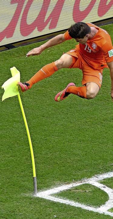 Trifft zum 2:1 &#8211; und dann auch n... der Matchwinner für die Niederlande.   | Foto: dpa