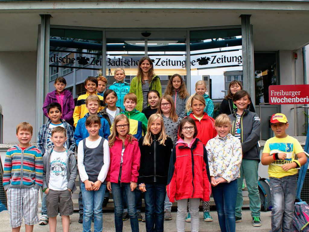 Die Klasse 4b der Grundschule Herbolzheim mit ihrer Lehrerin Iris Schindler. Die Klasse 4b der Grundschule Herbolzheim mit ihrer Lehrerin Iris Schindler.