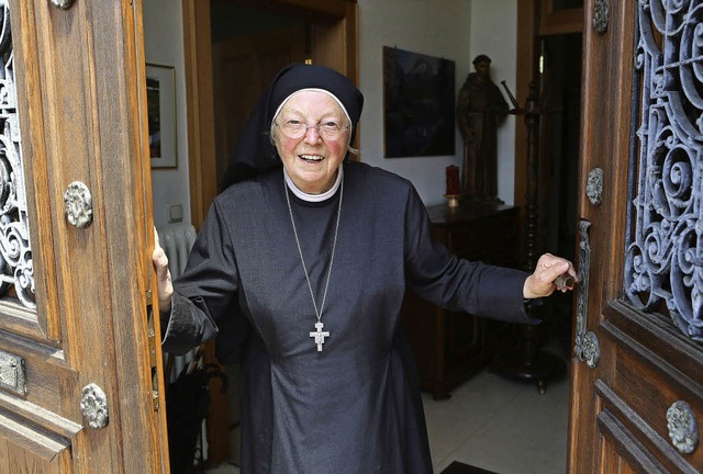 Ihre positive Sicht auf Vernderungen hat sich Schwester Sarona erhalten.   | Foto: Christoph Breithaupt