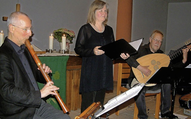 Der Fltist Albrecht Barth, die Sopran...er und der Lautenist Oswald Hebermehl   | Foto: Roswitha Frey