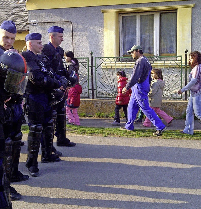 Polizeischutz für Roma-Familie  | Foto: dpa