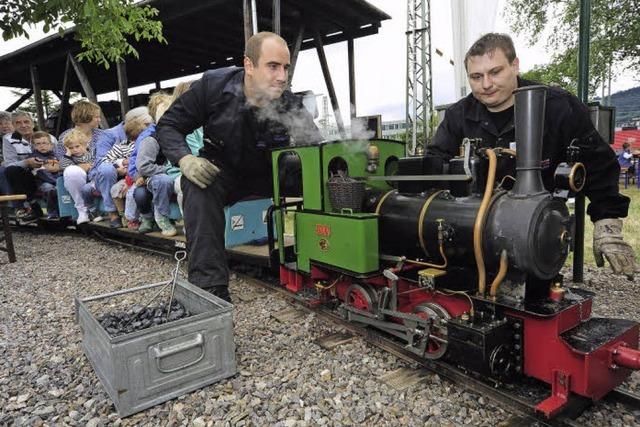 Sozialwerk feiert 30-jhriges Bestehen der Minidampfbahn-Gruppe