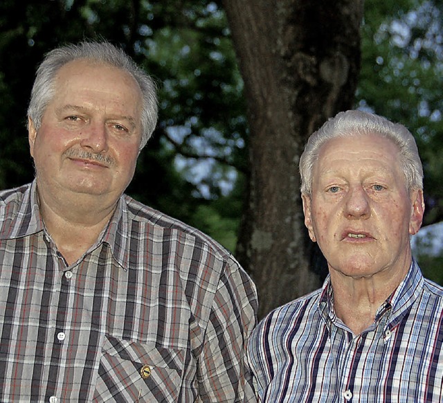 Geehrt: die langjhrigen VfR-Vorstands... Bhler (links) und Elmar Zimmermann.   | Foto: Pia Grttinger
