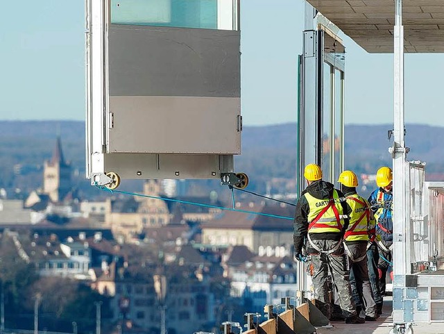 Fassadenbauer am Roche-Turm erhielten zu wenig Lohn.  | Foto: Roche