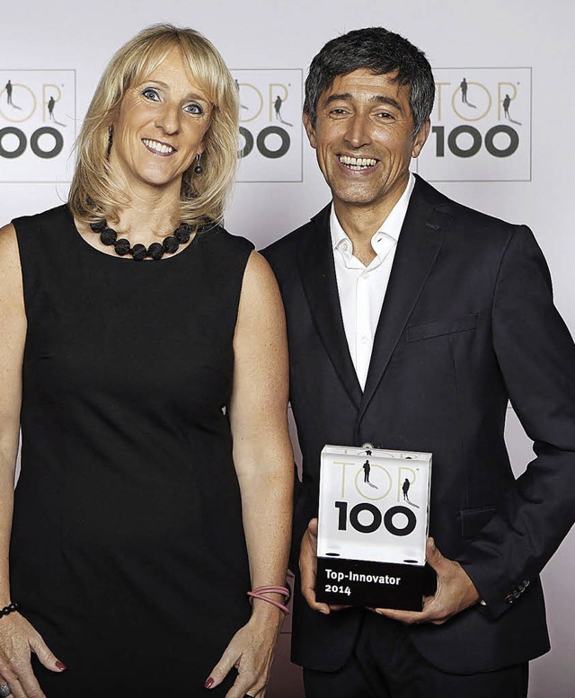 Weiterhin Top 100: Jacqueline Schweige...ssen mit TV-Moderator Ranga Yogeshwar   | Foto: Privat